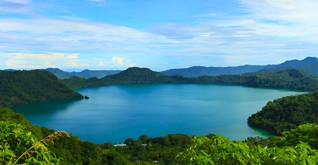 Sano Nggoang Lake - Flores Wanderlust