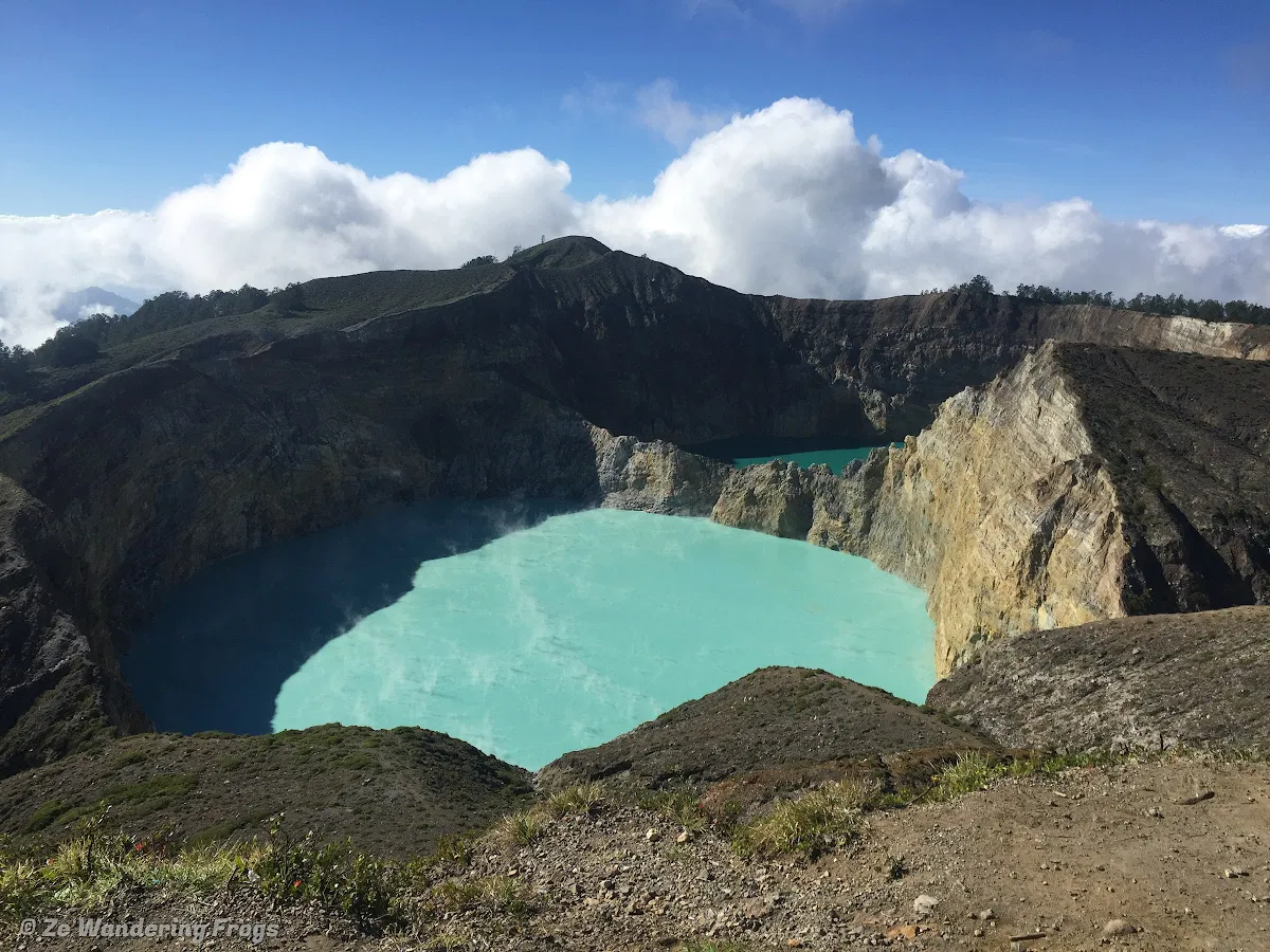 kelimutu lake flores wanderlust